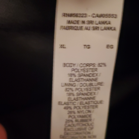 Nike Sports Bra    XL - Picture 3 of 3